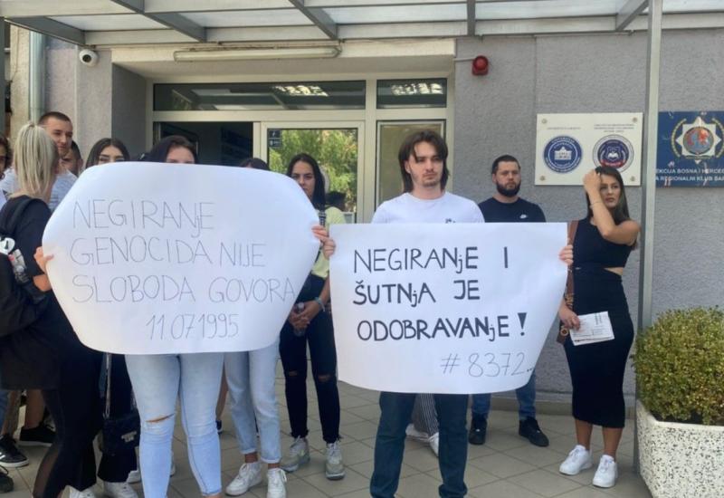 Prosvjed studenata - Studentica veličala Ratka Mladića: Prijavljena tužiteljstvu, traži se izbacivanje s fakulteta